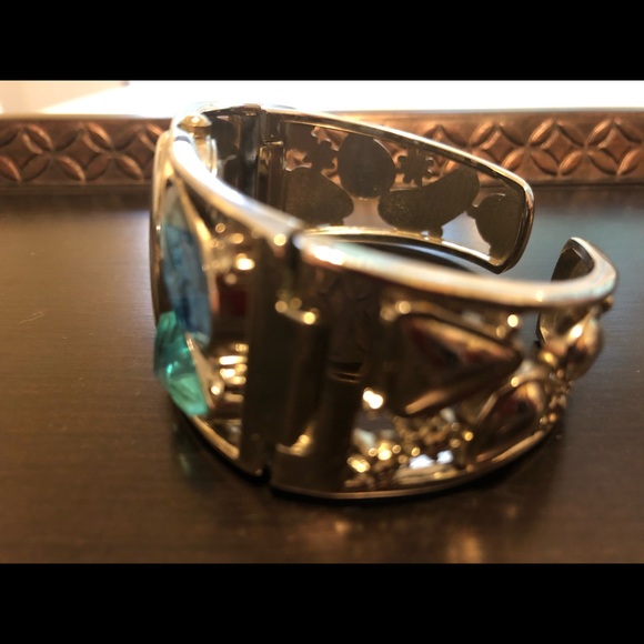 Watch - Picture 4 of 8